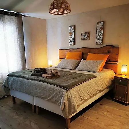 Ysalice Hotel